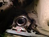 Гонит масло с кпп-edf8234s-960.jpg